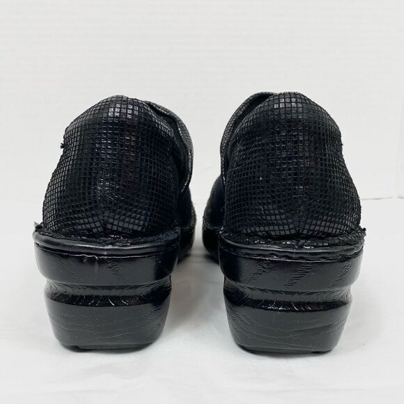 Born b.o.c. Toby Black Leather Clogs - Picture 3 of 8